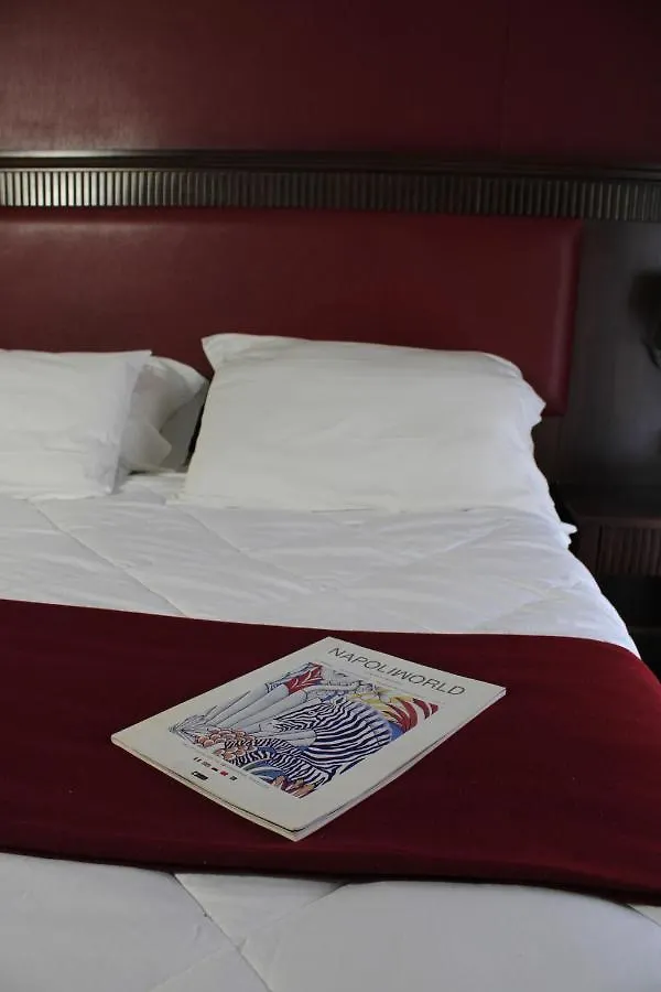 Hotel Guiren Dal 1959 Neapol 3*,